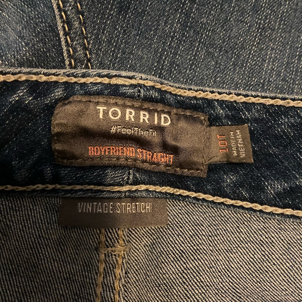 Torrid Vintage Stretch Boyfriend Jeans - Deep Indigo - Picture 3 of 3